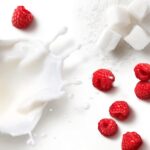 Dove Sugar Body Scrub: Oat Milk & Berry Brulee 15 oz - Image 5