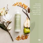 Cremo Pear Blossom Body Wash: Moisturizing Floral Elegance, 16 Fl Oz - Image 2